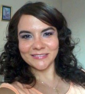 Autora Invitada en otraformadevivirtuvia.com